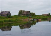 Власьево. Рыбачки на берегу